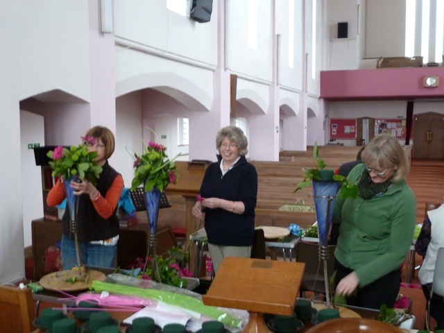 Preparing table centres